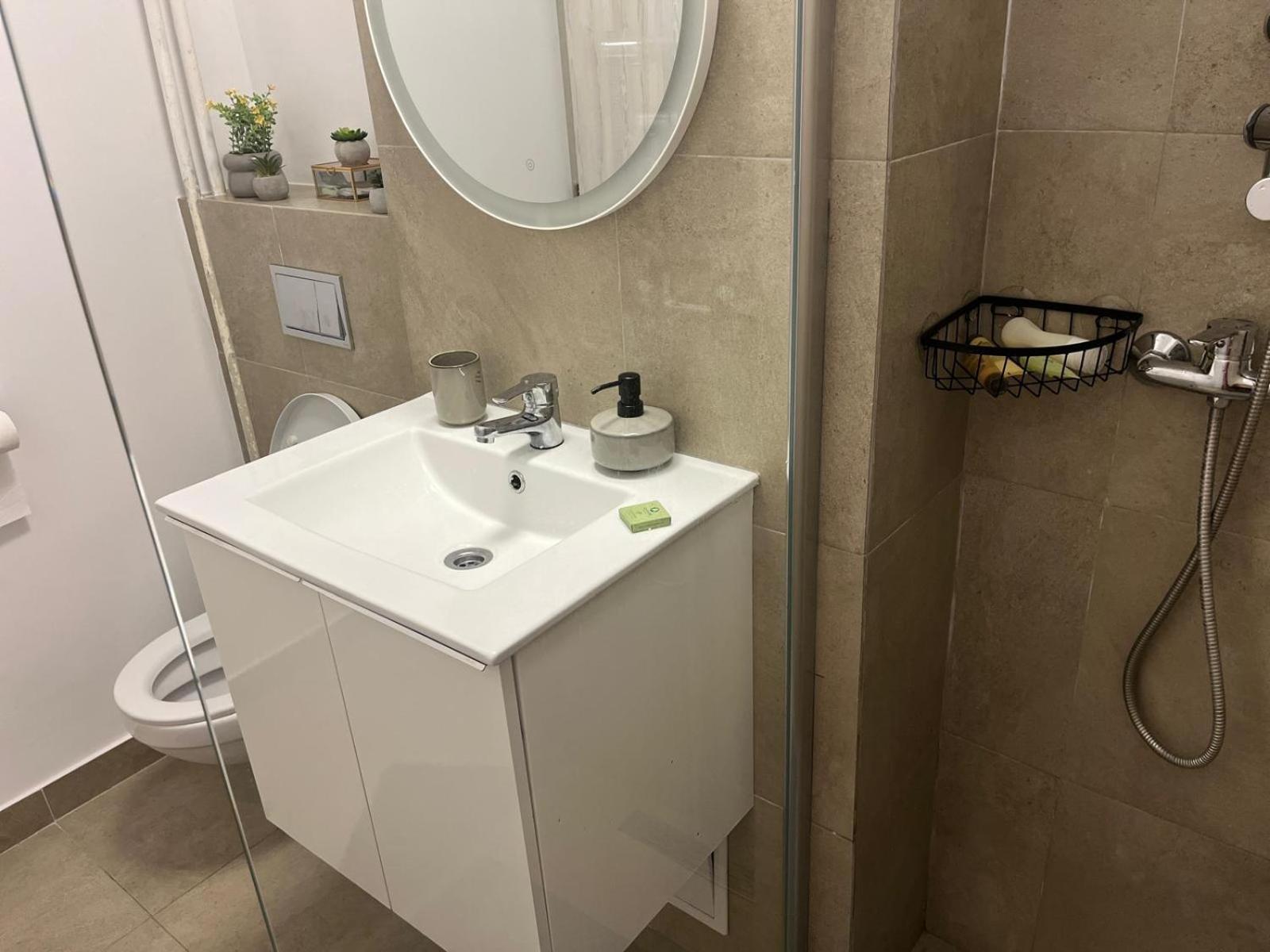 Apartament De Lux Крайова Екстер'єр фото